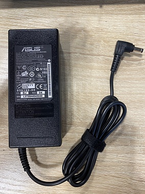   Asus 5.5x2.5, 90W (19V, 4.74A)